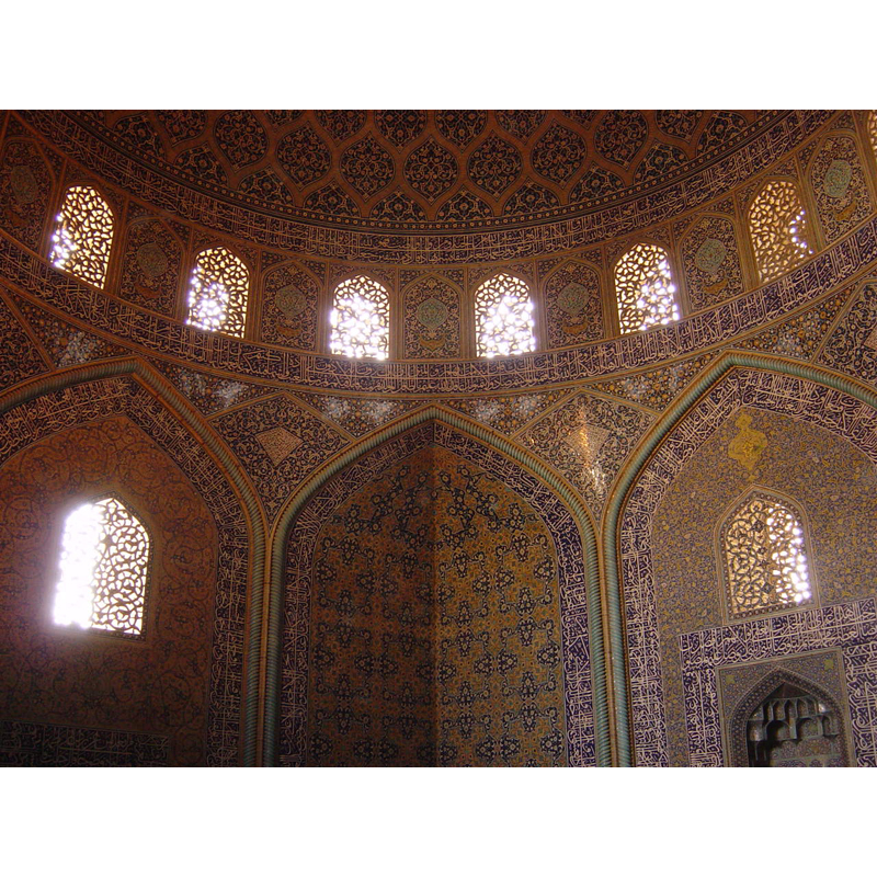 The Royal Mosquee of Esfahan interior / La mosquée royale d'Ispahan intérieur